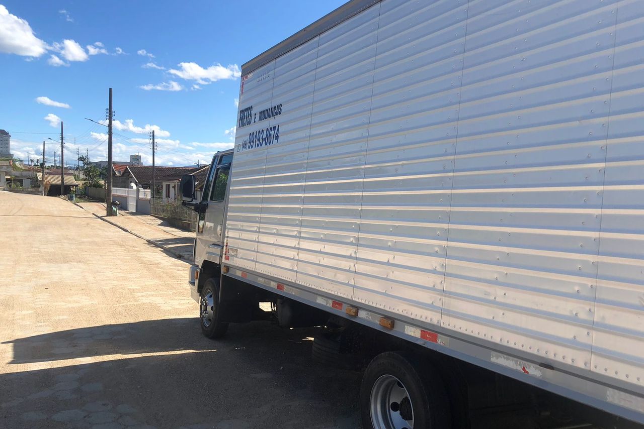 Ford Cargo815 - 08/09 2