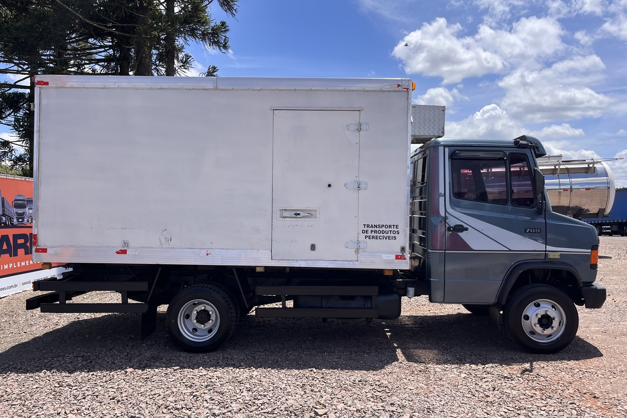 Mercedes Benz MB 709 - 90/91 3