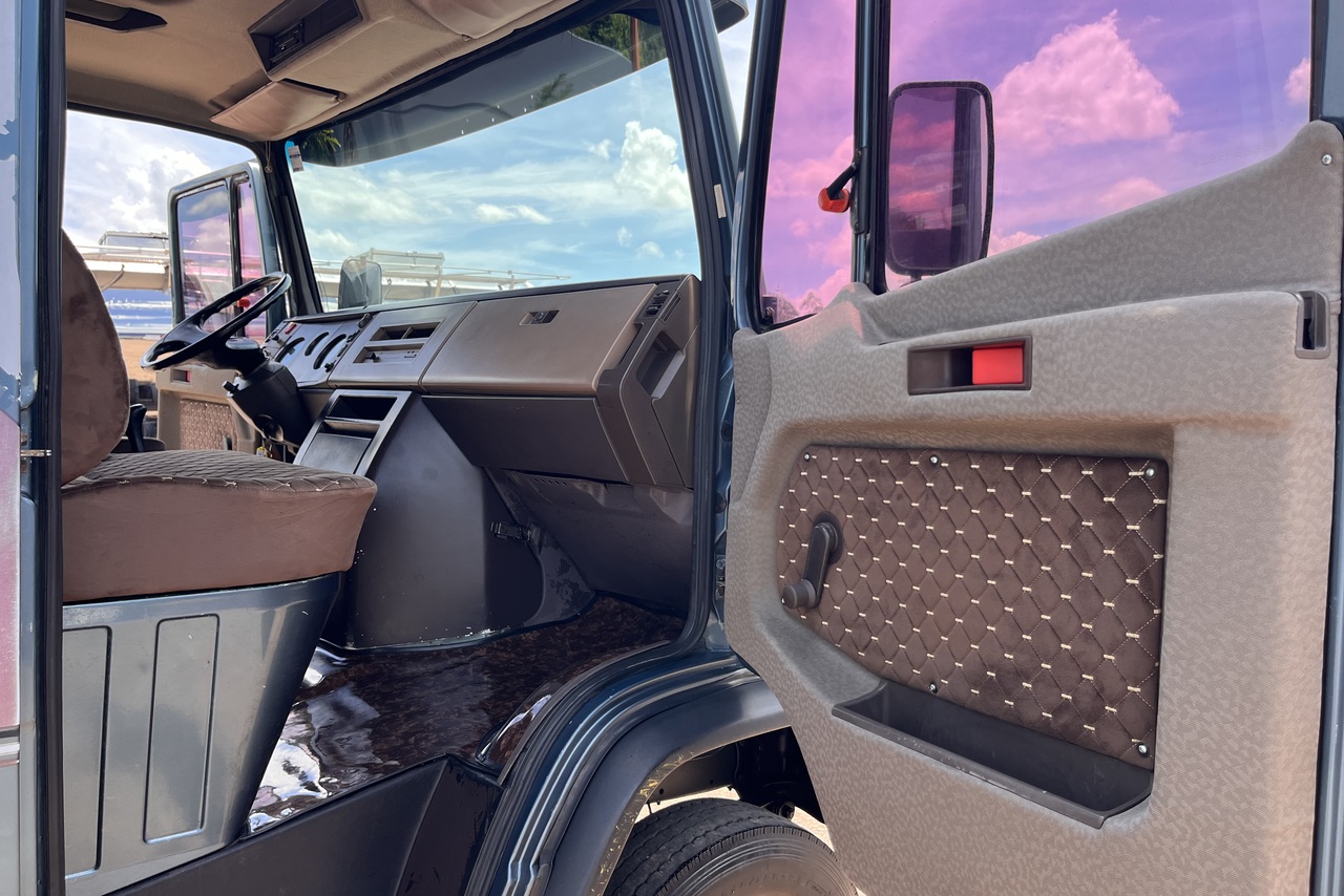 Mercedes Benz MB 709 - 90/91 14