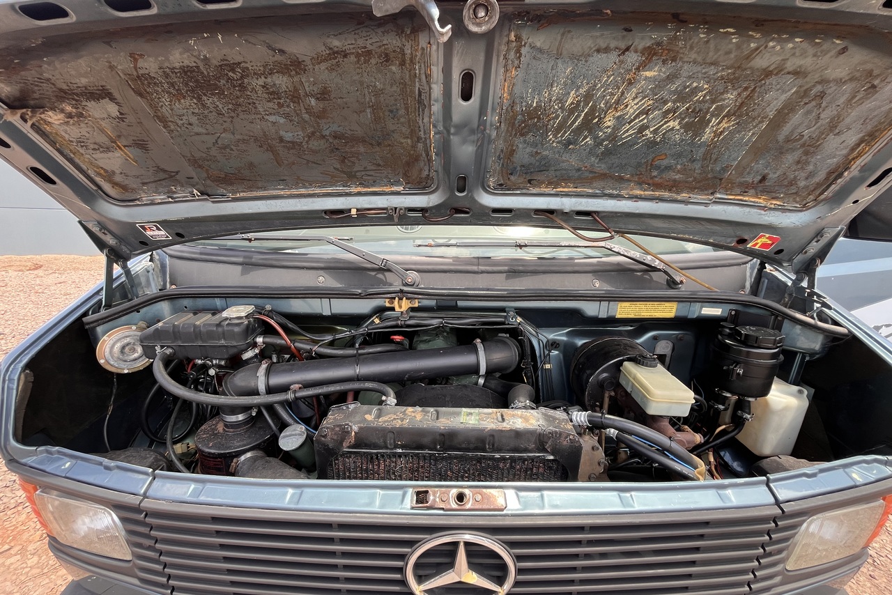 Mercedes Benz MB 709 - 90/91 16