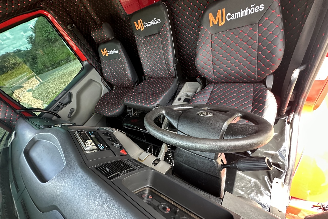 Volkswagen 15-180 E Constellation - 09/09 8