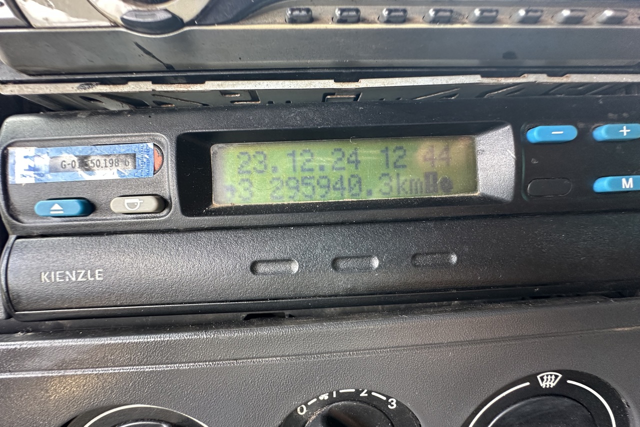 Volkswagen 15-180 E Constellation - 09/09 9