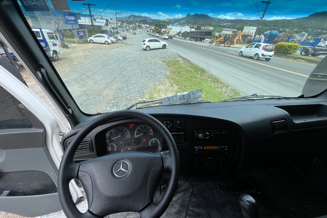 Mercedes Benz Accelo 1016 - 15/15 16