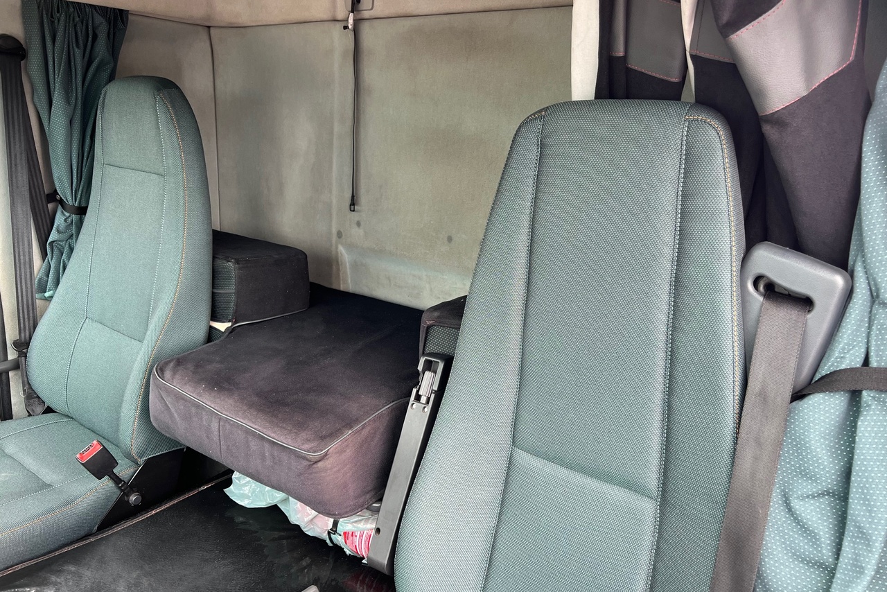 Volvo VM 270 - 21/22 8