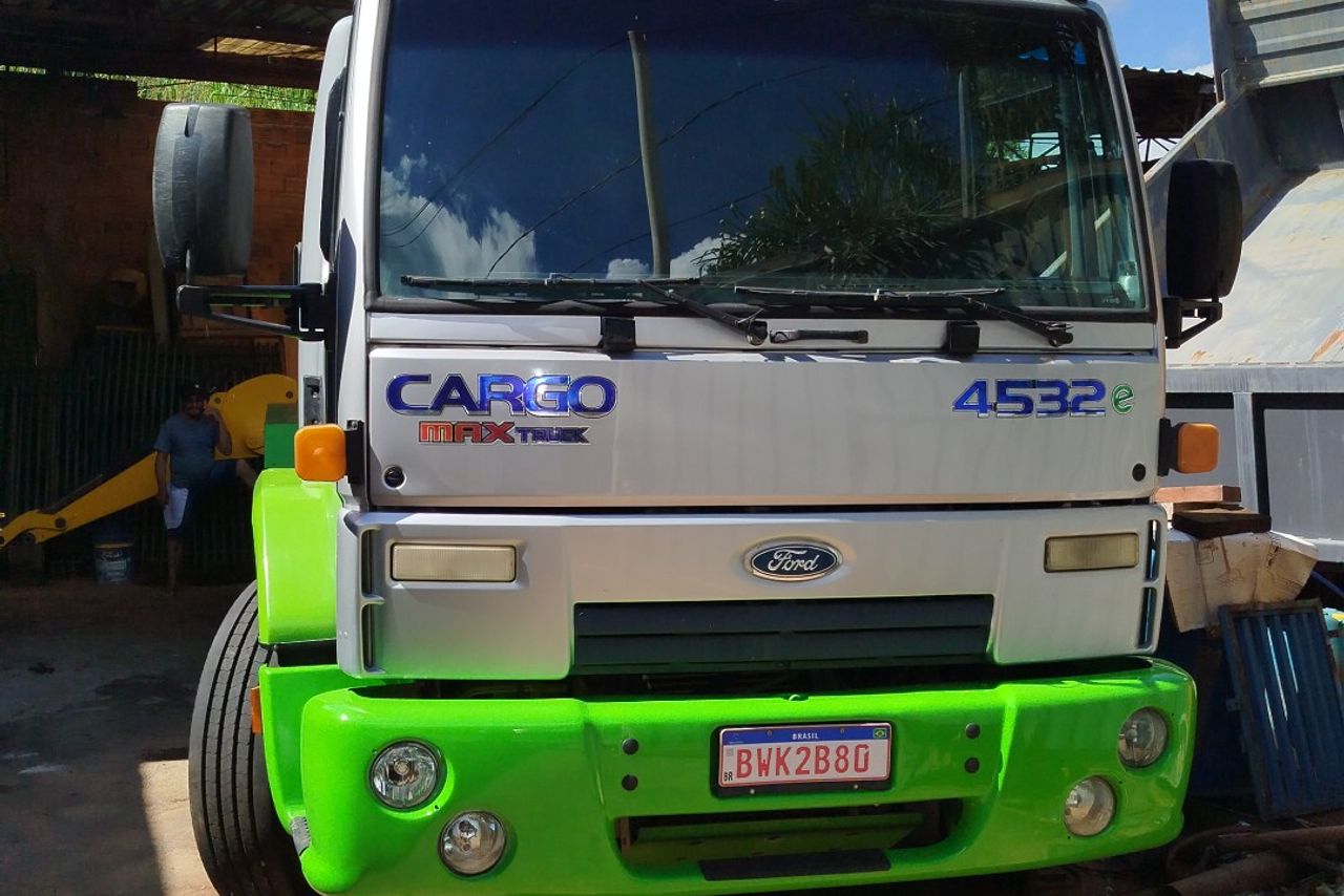 Ford Cargo4532 - 11/09 2