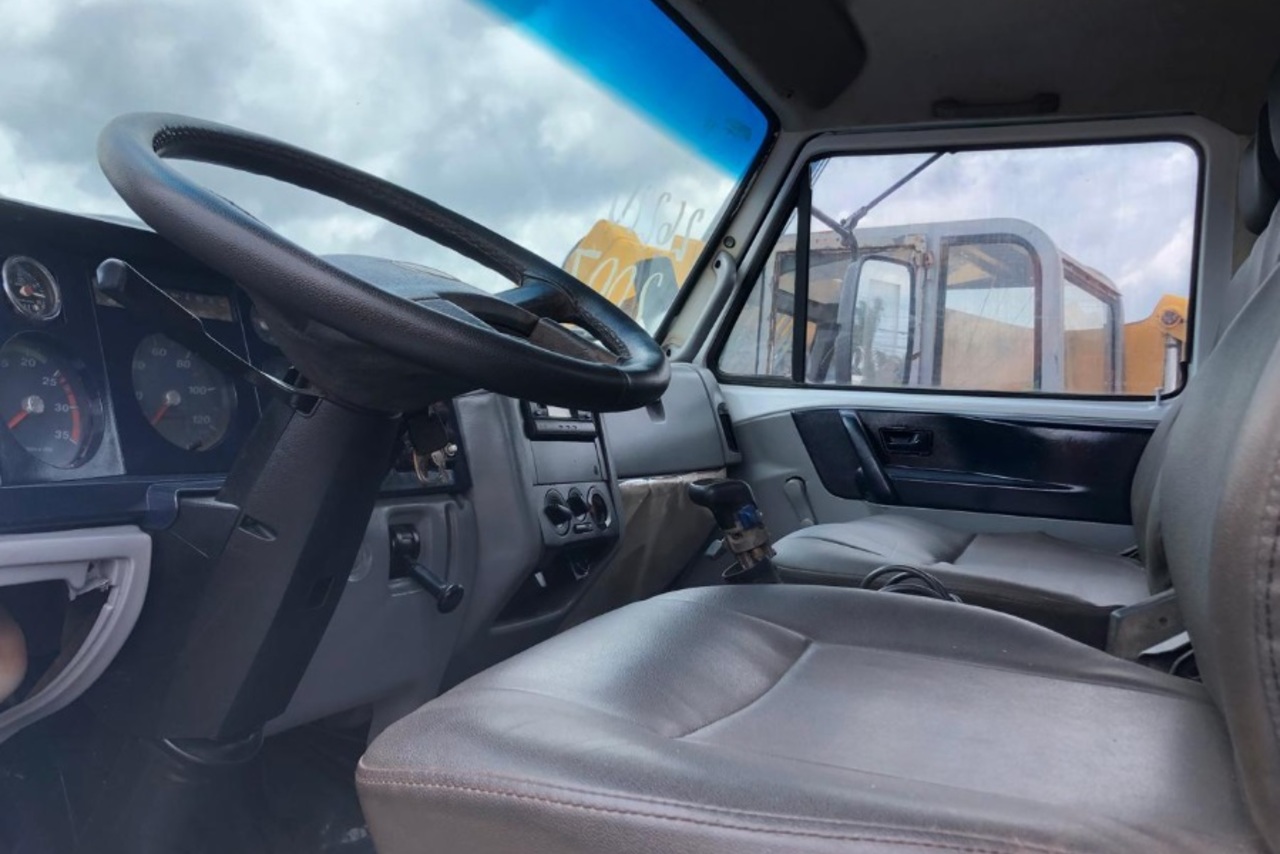 Volkswagen 26-260 - 07/07 10