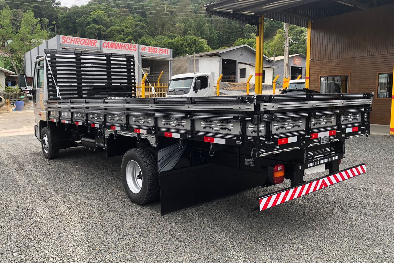 Ford Cargo816 - 13/14 6