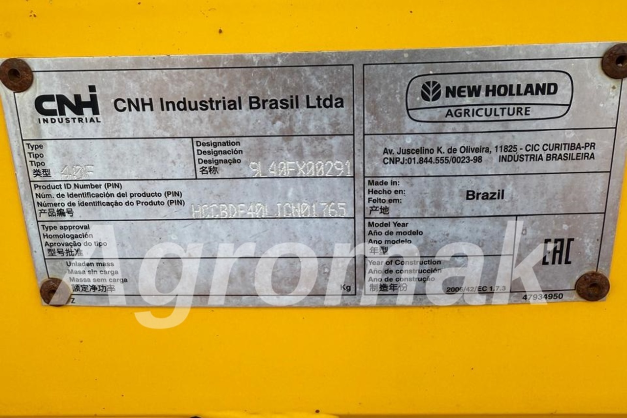 New Holland CR 7.90 - 18/18 4