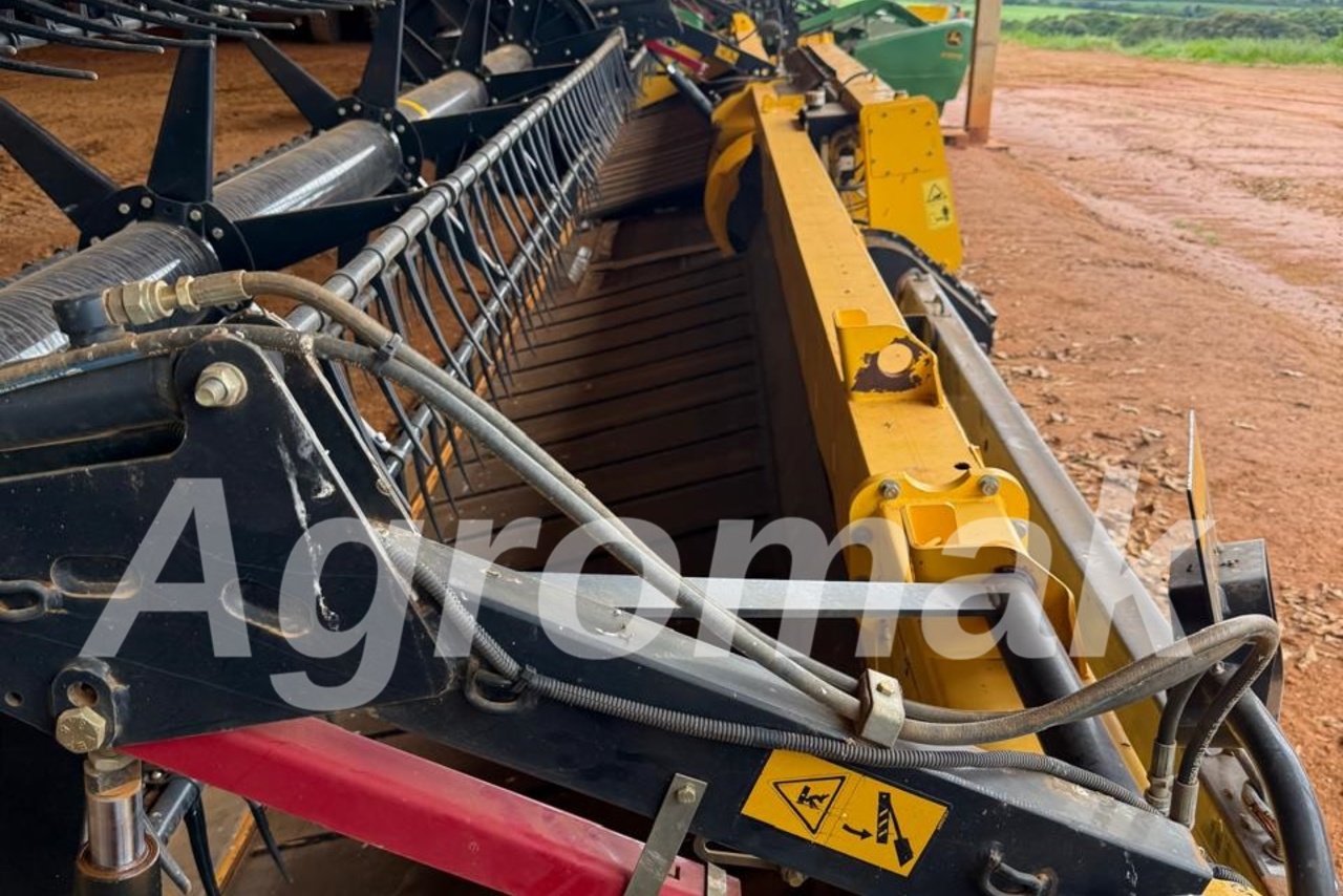 New Holland CR 7.90 - 18/18 5