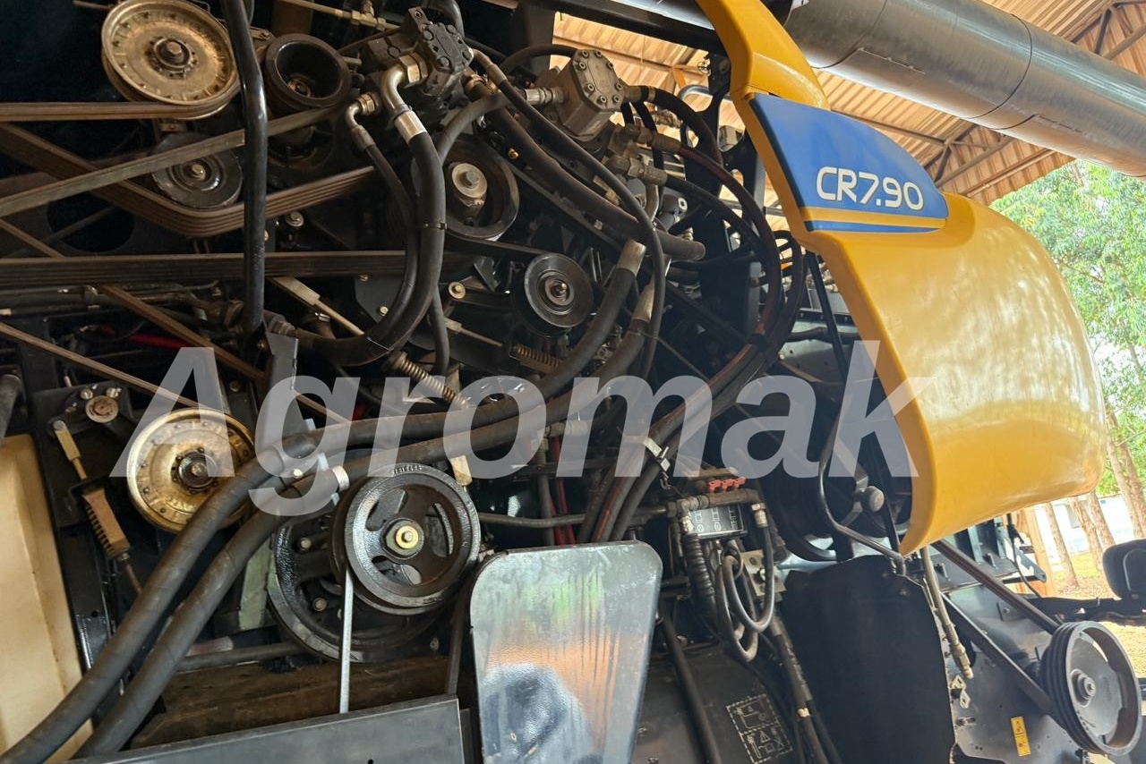 New Holland CR 7.90 - 18/18 15
