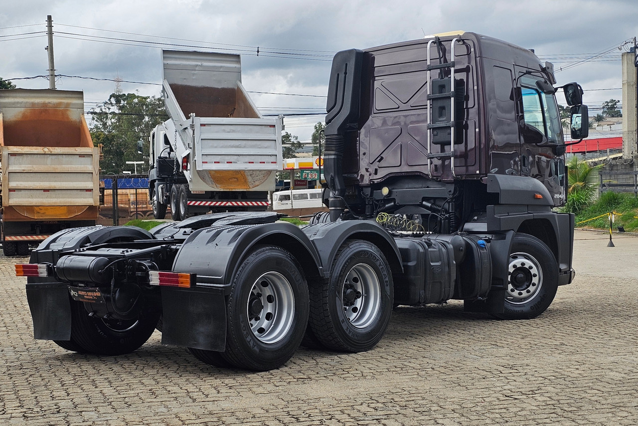 Ford Cargo2842 - 13/13 9