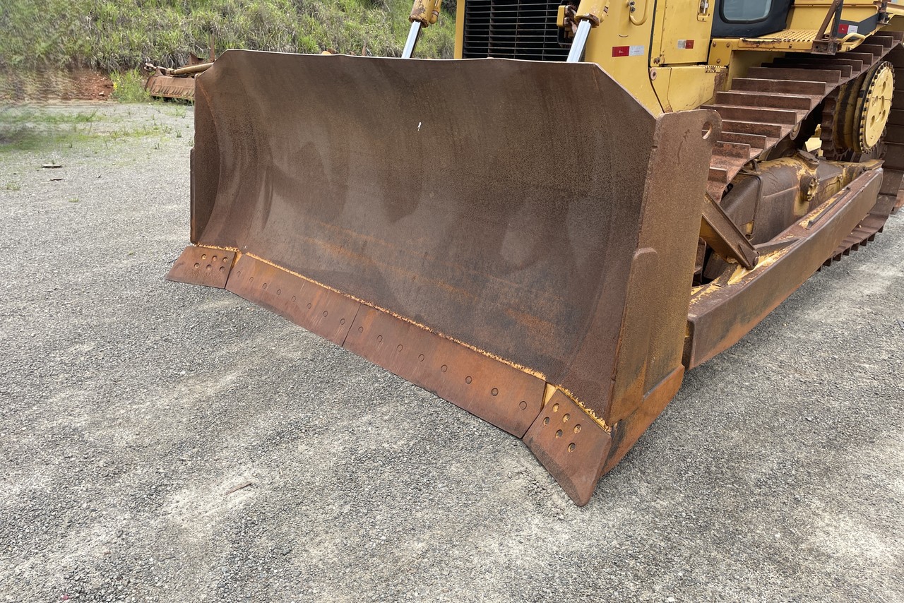 Caterpillar D6T XL - 18/18 17
