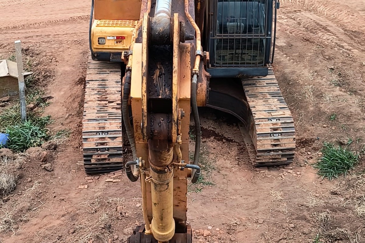 Hyundai R320 - 10/10 4
