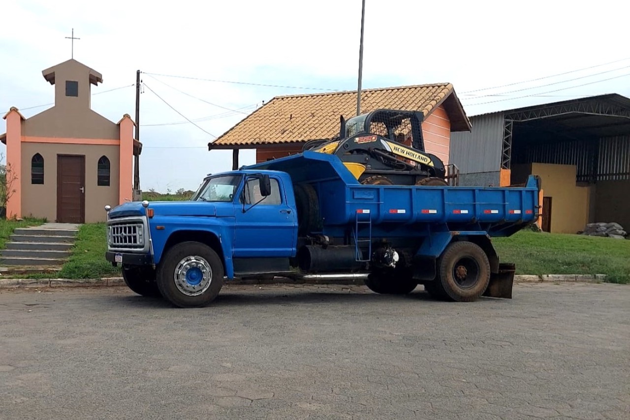 Ford F14000 - 89/89 2