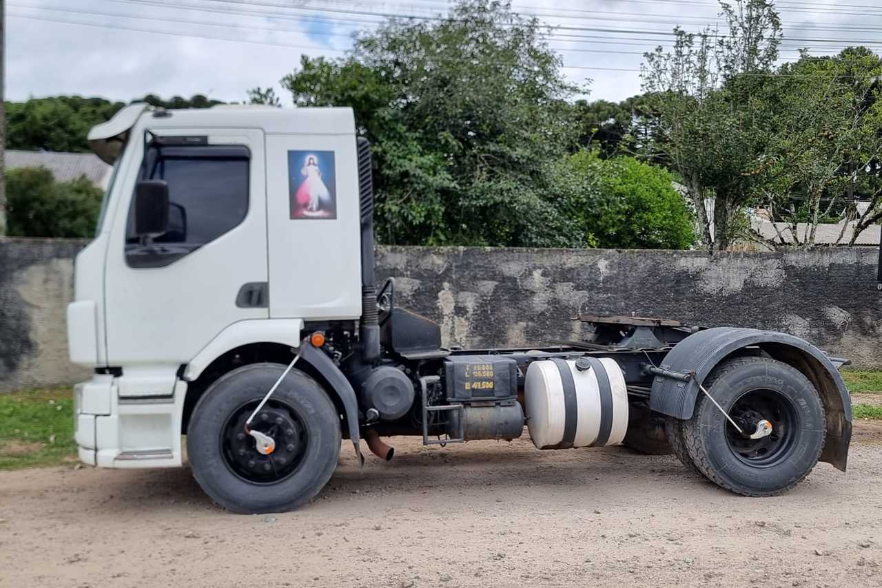 Volvo VM310 - 06/06 7