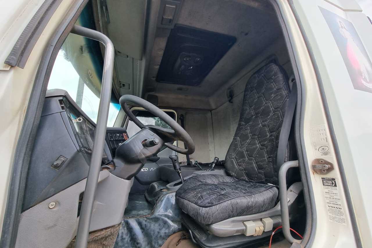 Volvo VM310 - 06/06 10