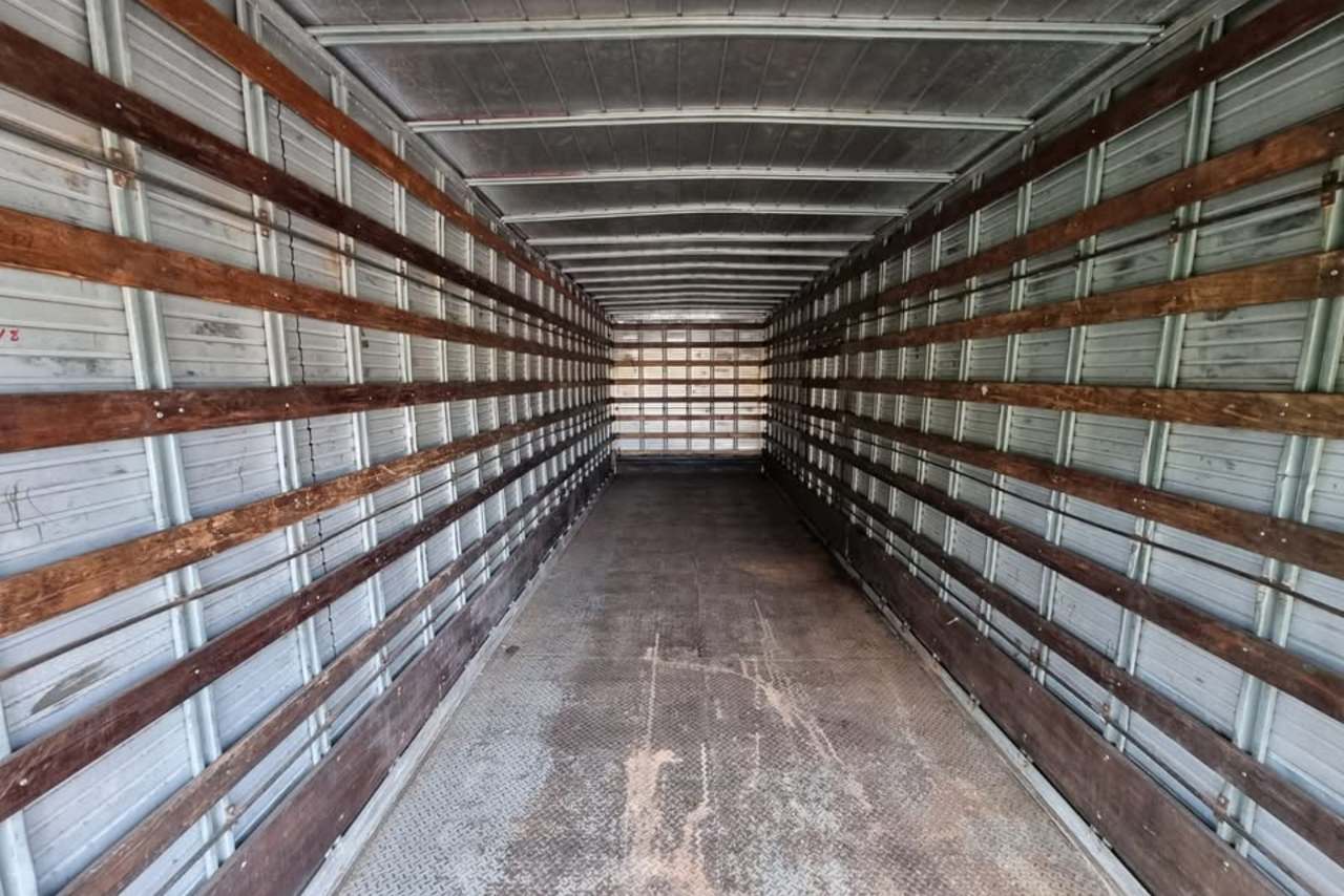 Volkswagen 24-280 E Constellation 6x2 - 14/14 10