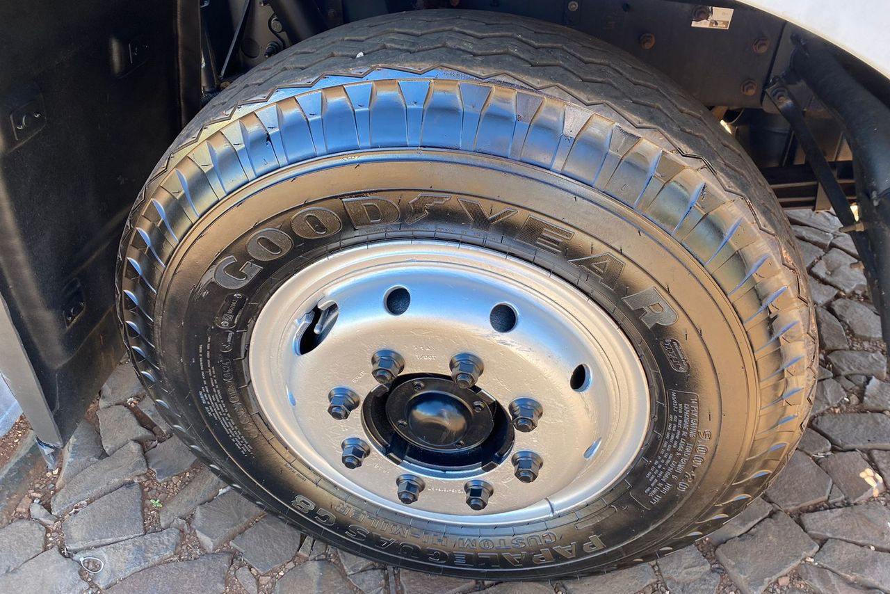 Ford Cargo1317 - 11/12 9