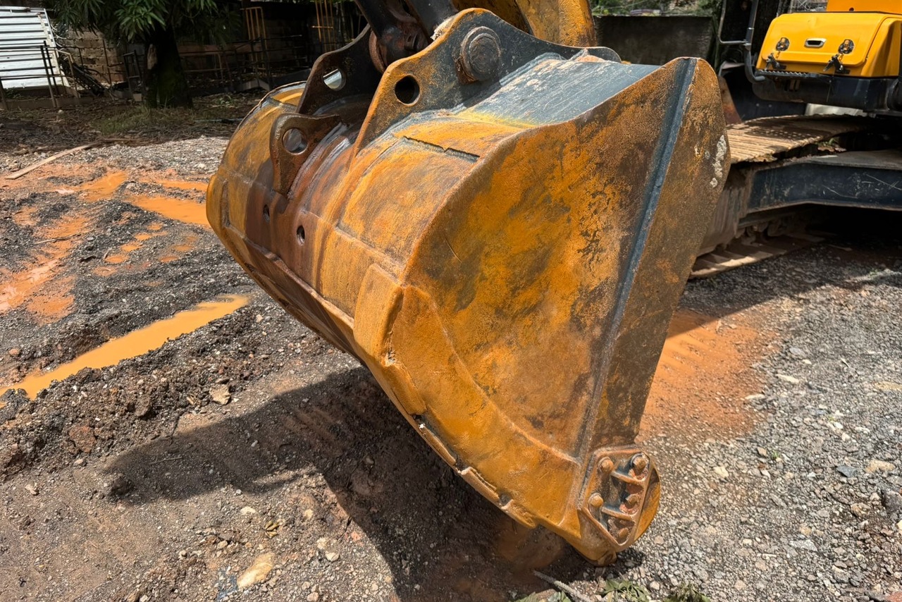 Hyundai R220 LC - 14/14 17