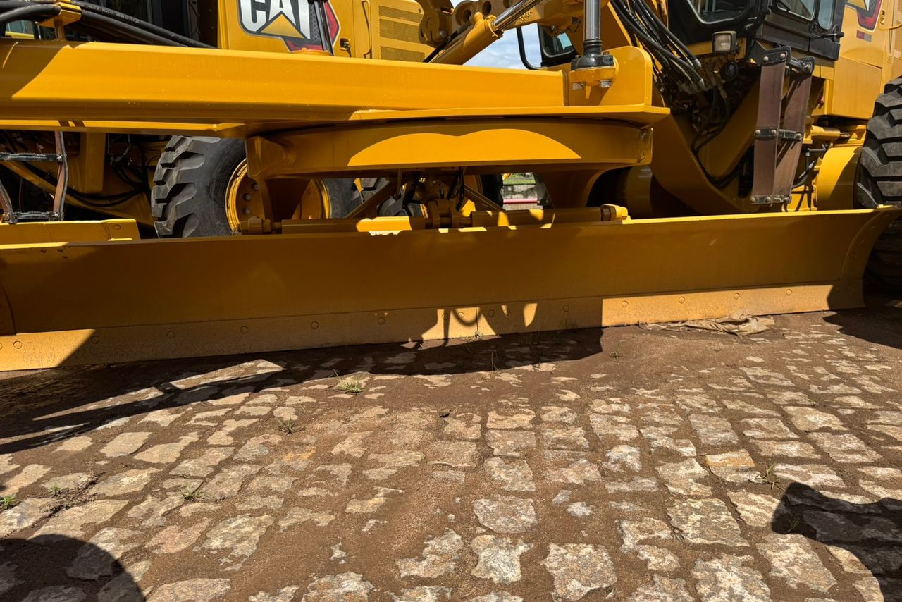 Caterpillar 140K - 19/20 12