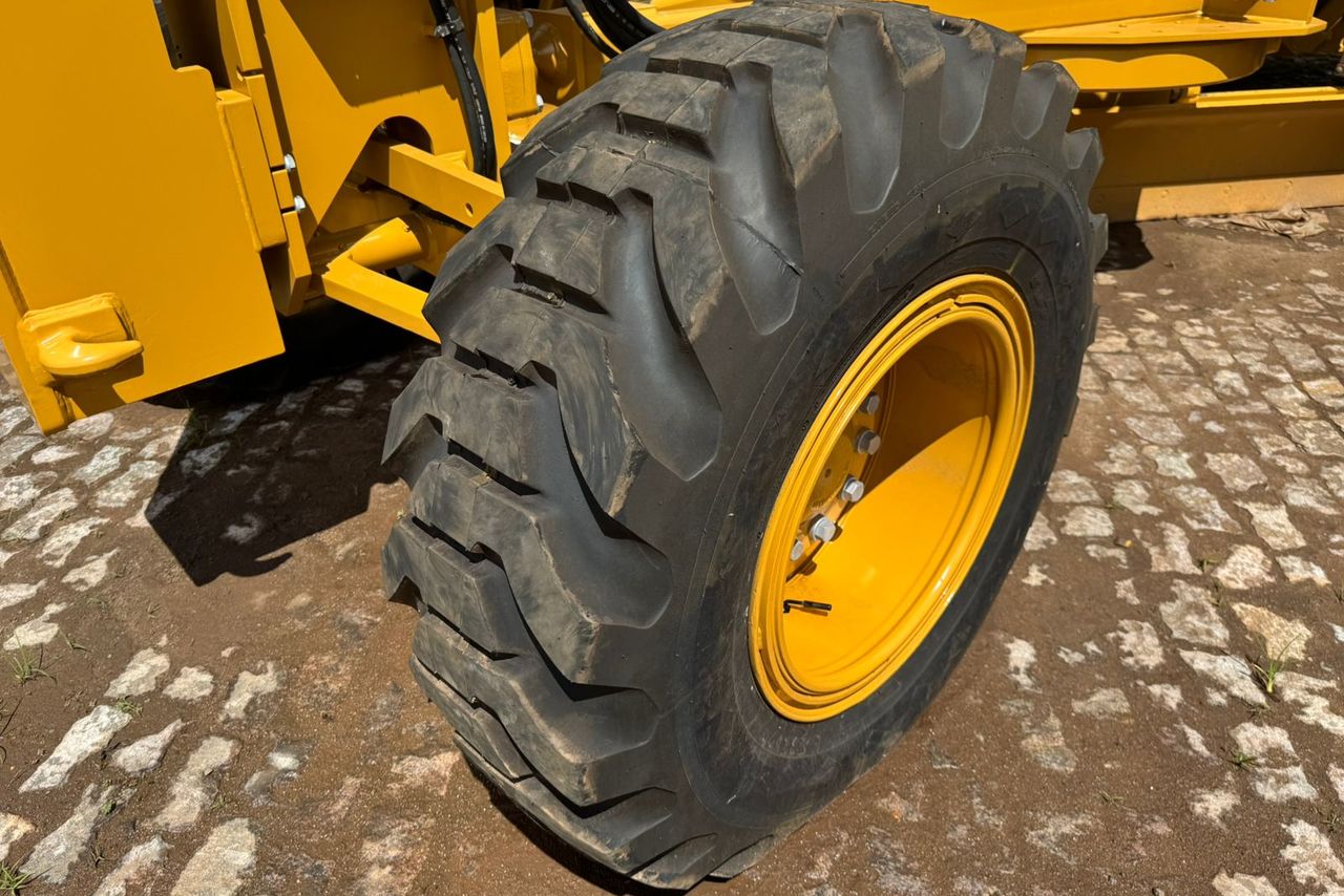 Caterpillar 140K - 19/20 15