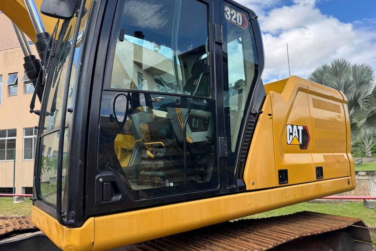 Caterpillar  320 - 20/20 4