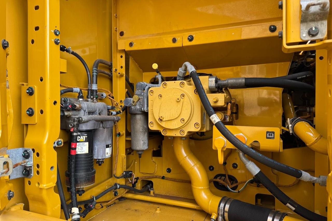 Caterpillar  320 - 20/20 6
