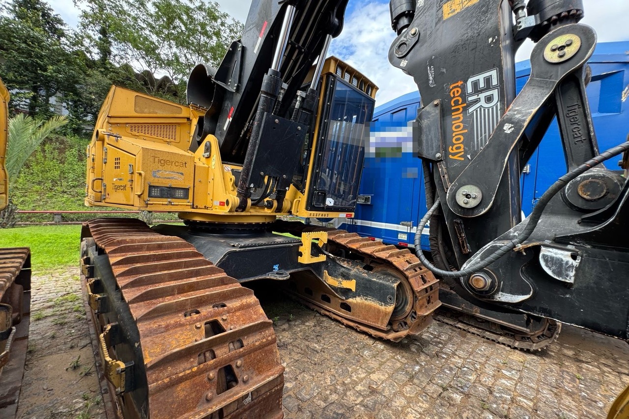 Tigercat 855E - 23/23 4