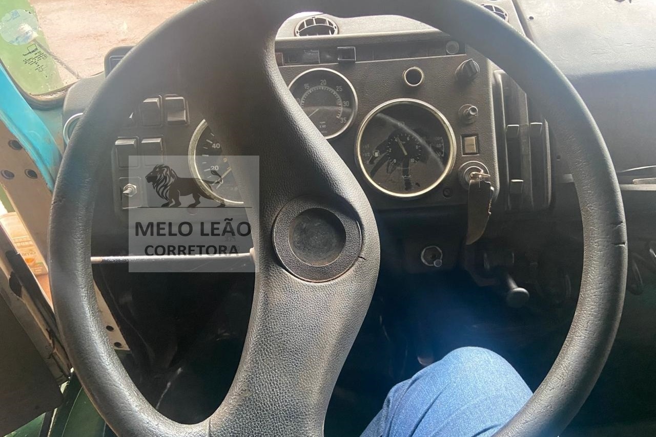 Mercedes Benz MB 1516 - 85/85 15