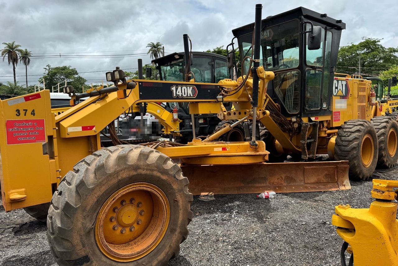 Caterpillar 140K - 21/21 7