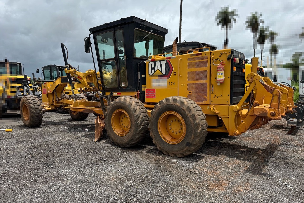 Caterpillar 140K - 21/21 8