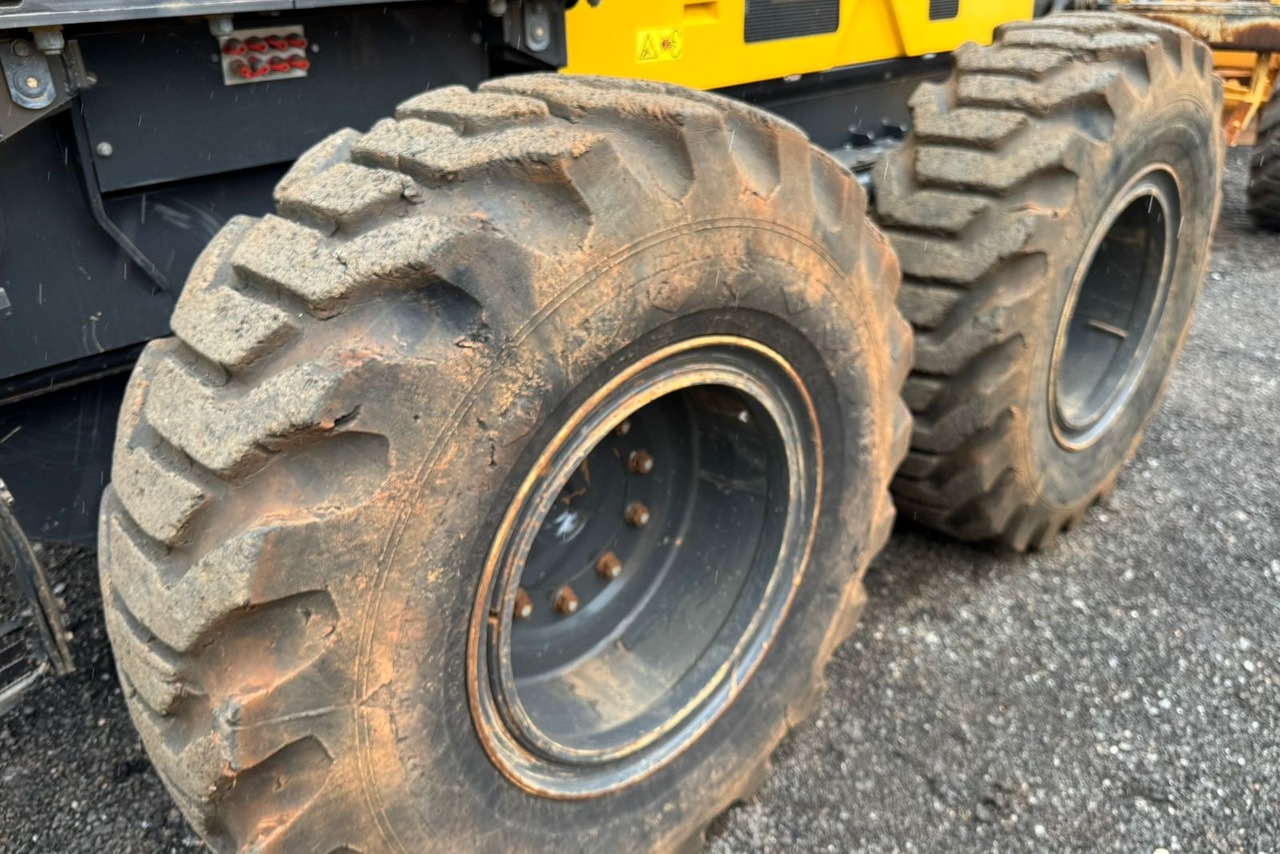 New Holland RG 170B - 21/21 2