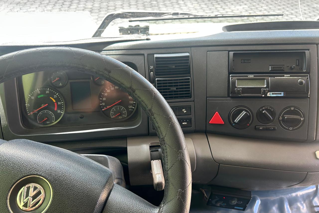 Volkswagen 24-280 E Constellation 6x2 - 15/16 6