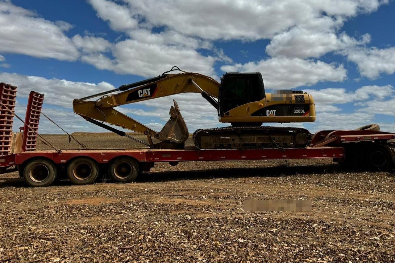 Caterpillar 320DL - 12/12 5