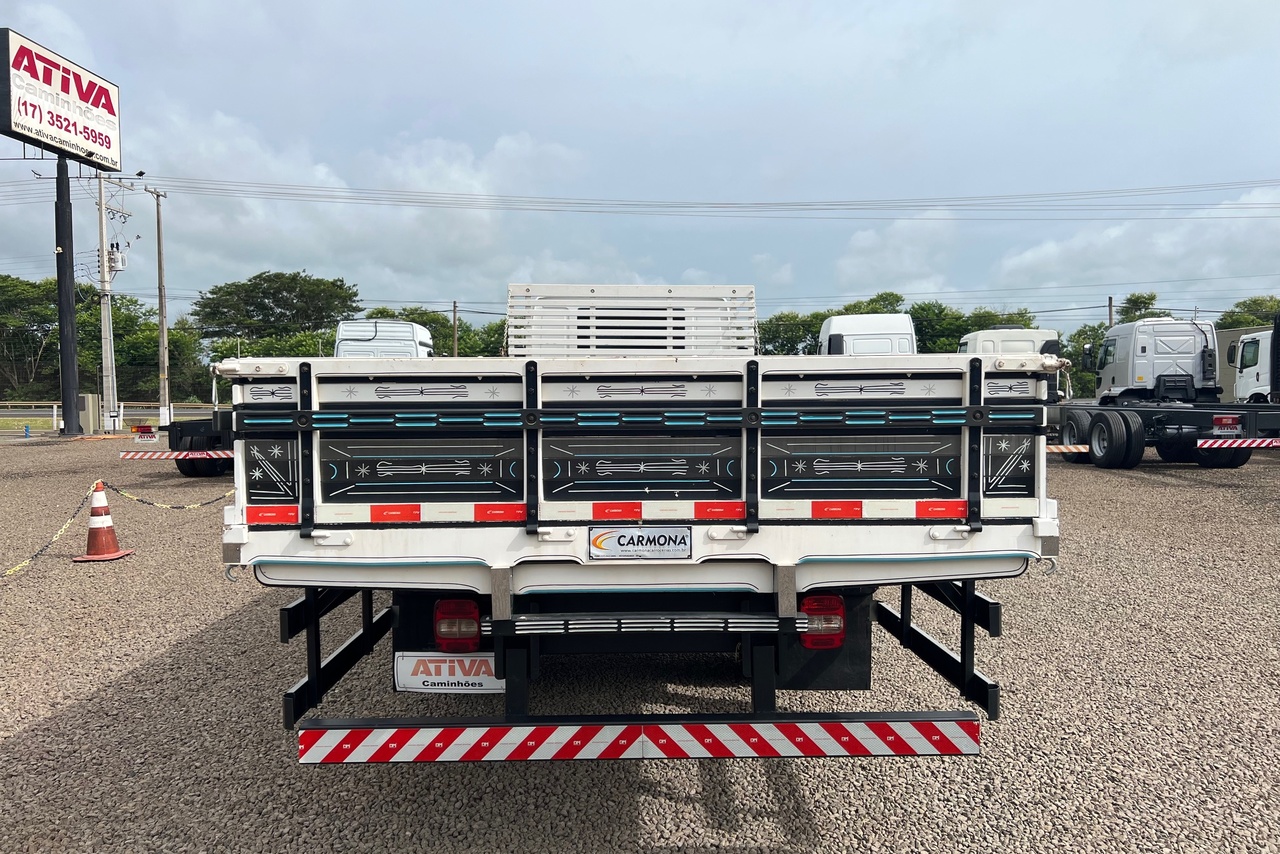 Volkswagen 11-180 Delivery  - 18/19 5