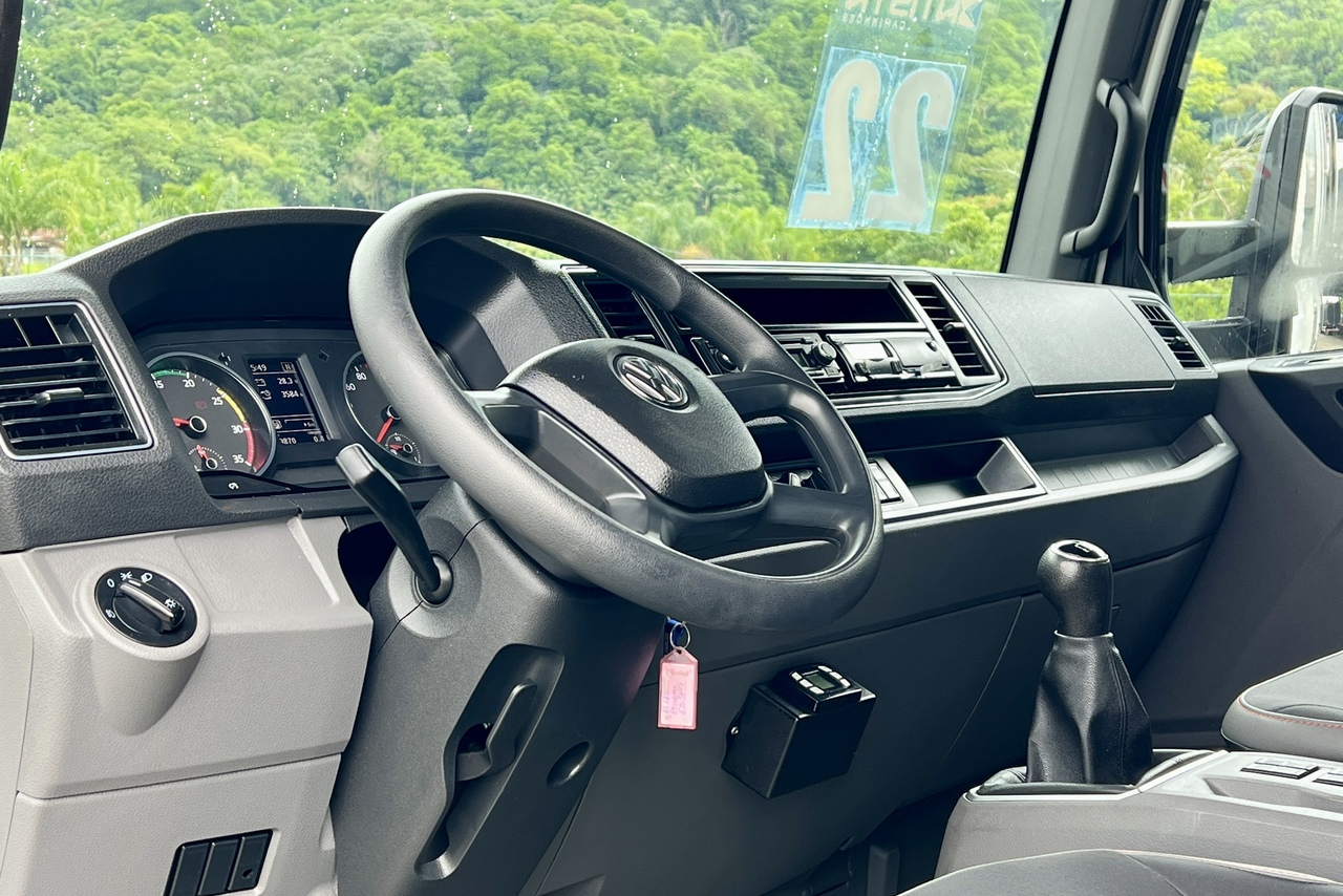 Volkswagen 11-180 Delivery  - 21/22 12