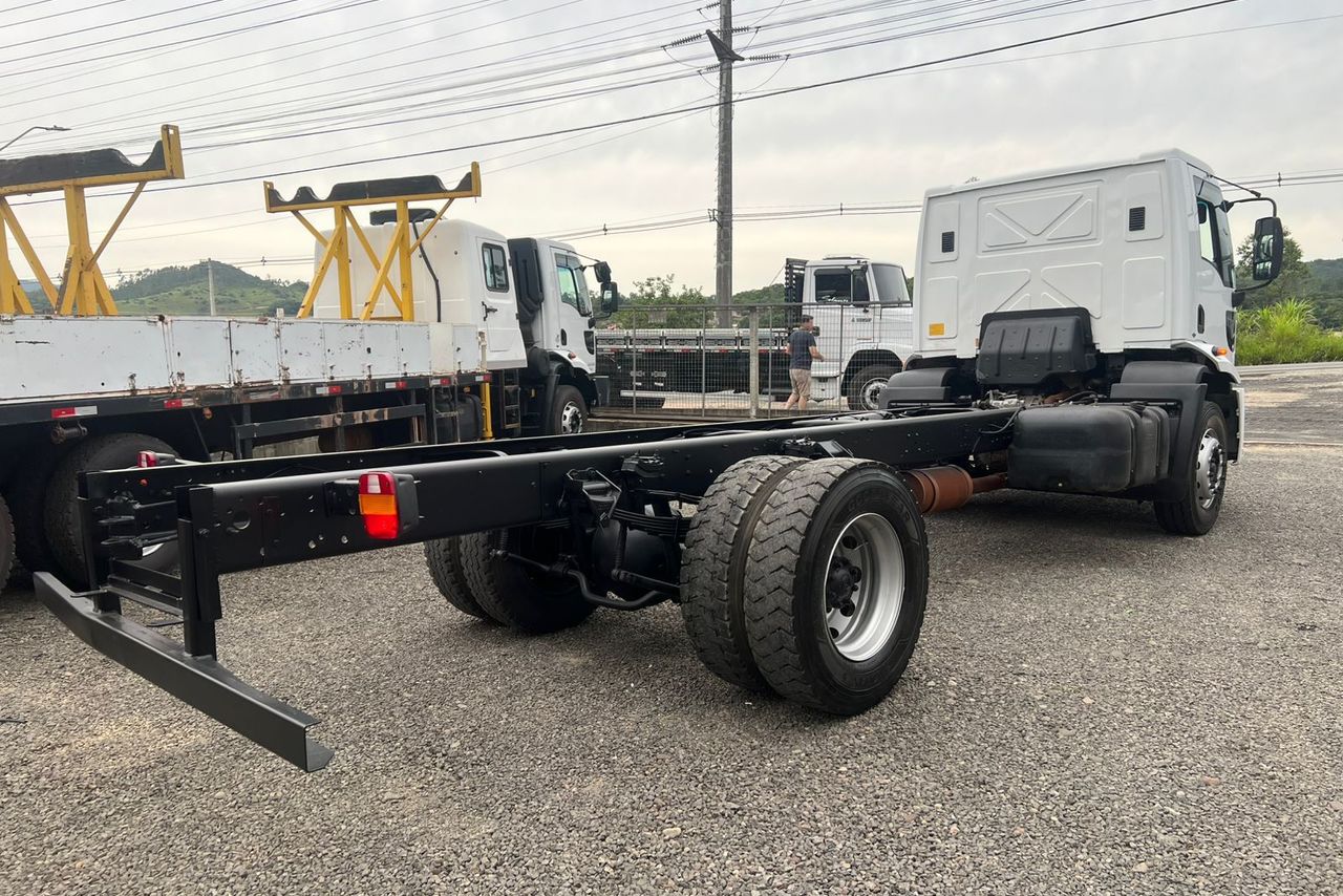 Ford Cargo1717 - 12/12 4