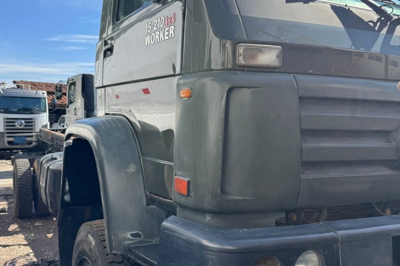 Volkswagen 15.210 - 14/14 3