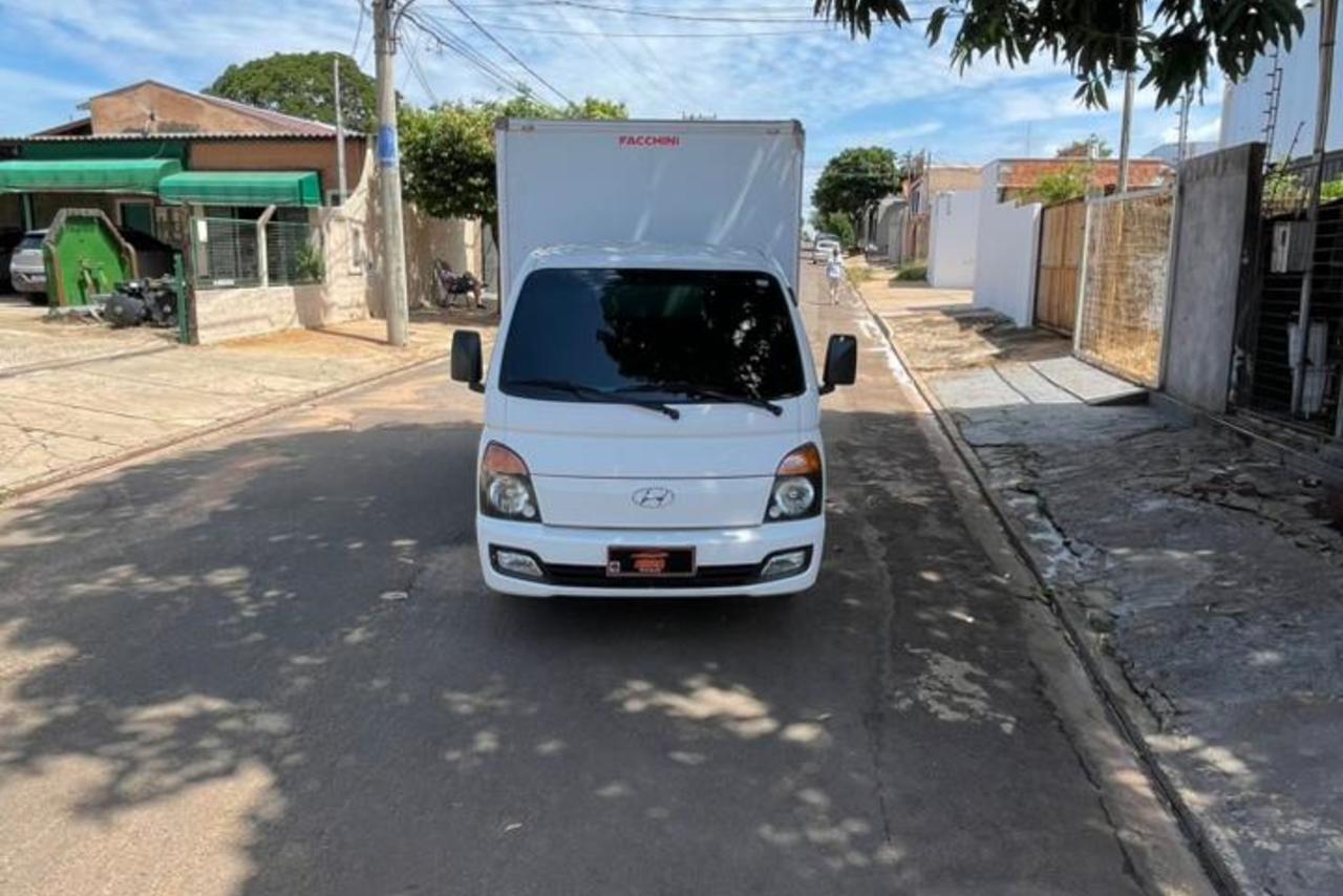 Hyundai HR - 14/13 12