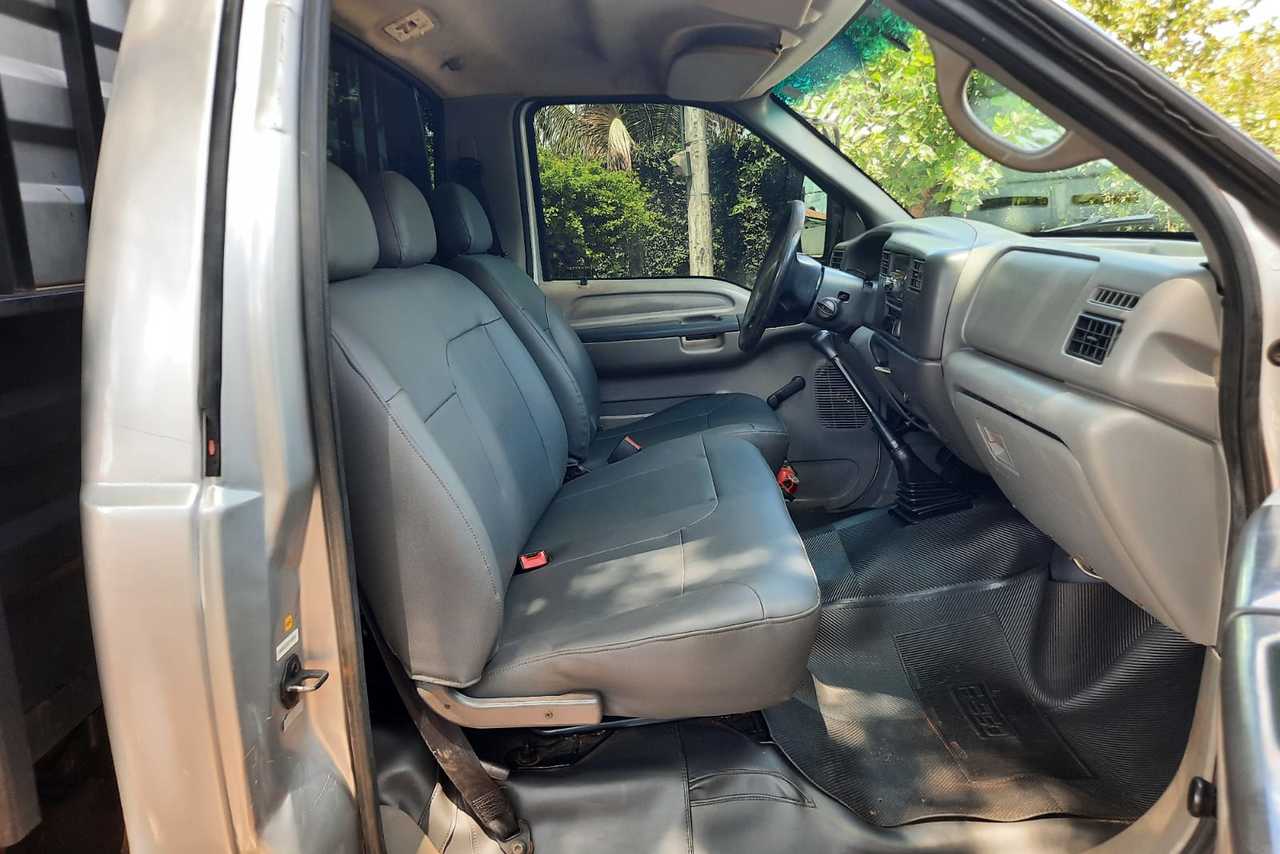 Ford F350 - 17/16 7