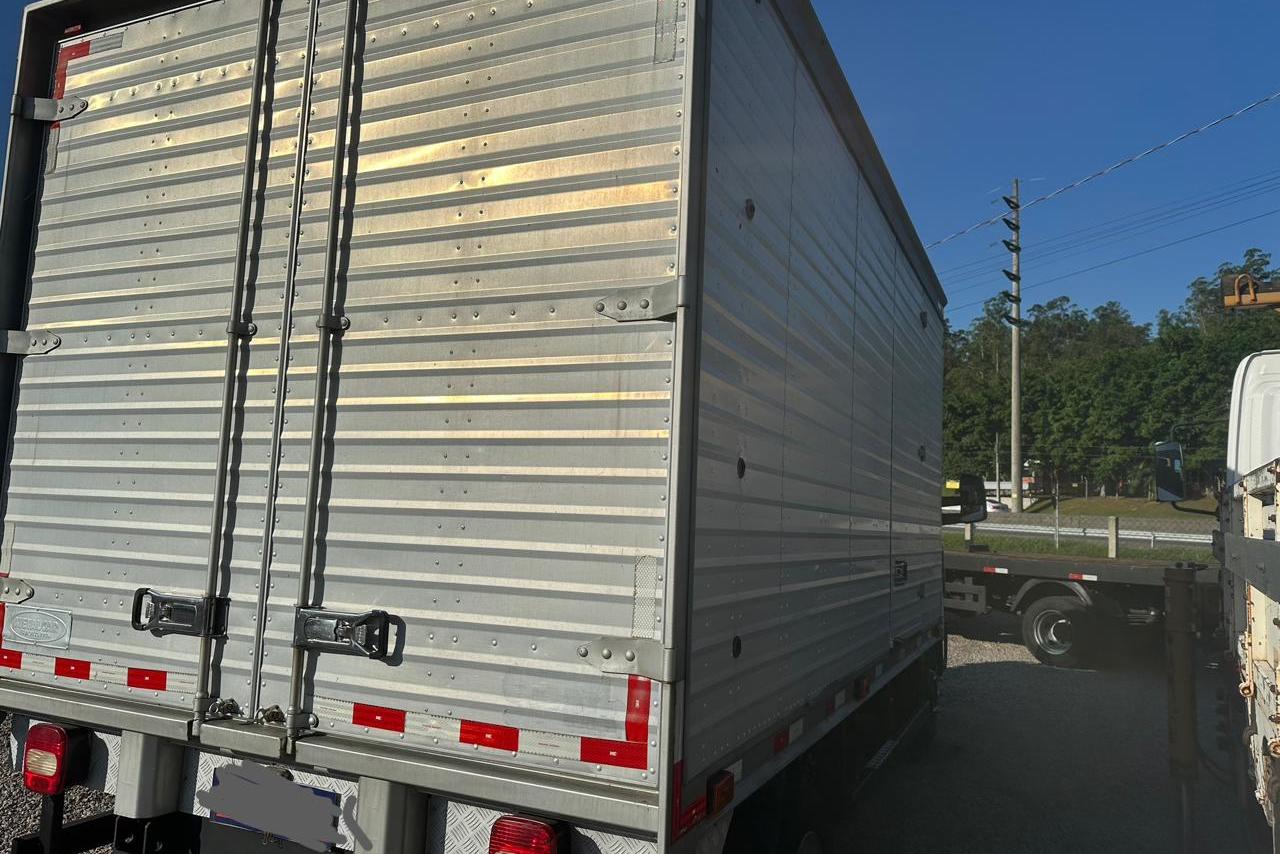 Volkswagen 9-170 Delivery - 18/19 6