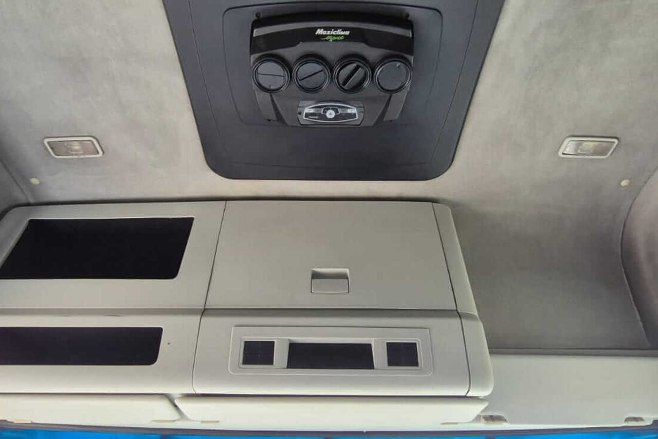 Volkswagen 19-320 Titan - 08/09 17