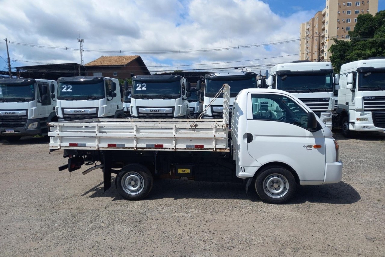 Hyundai HR - 21/22 2