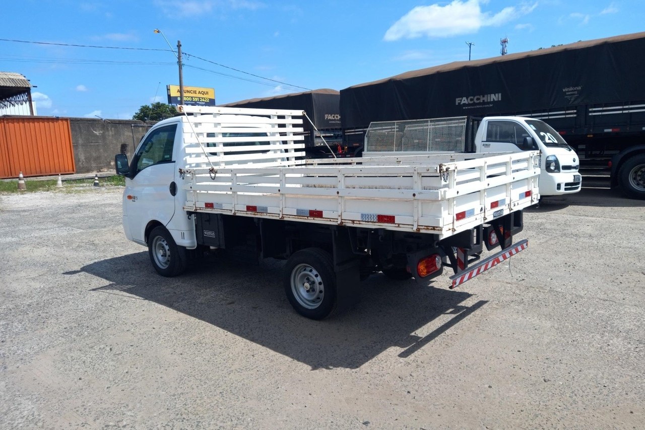 Hyundai HR - 21/22 10