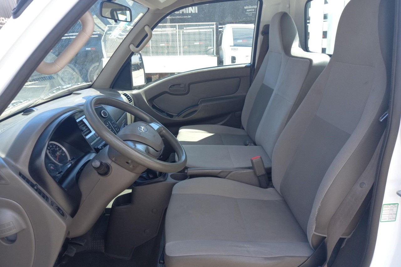 Hyundai HR - 21/22 11