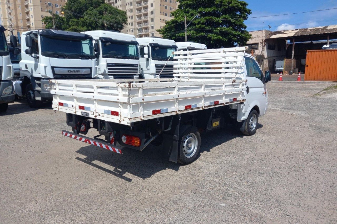 Hyundai HR - 21/22 13