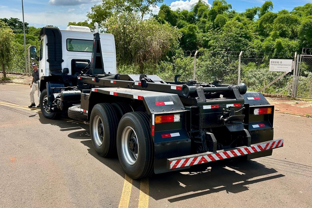 Volvo FM12 380 - 05/05 13