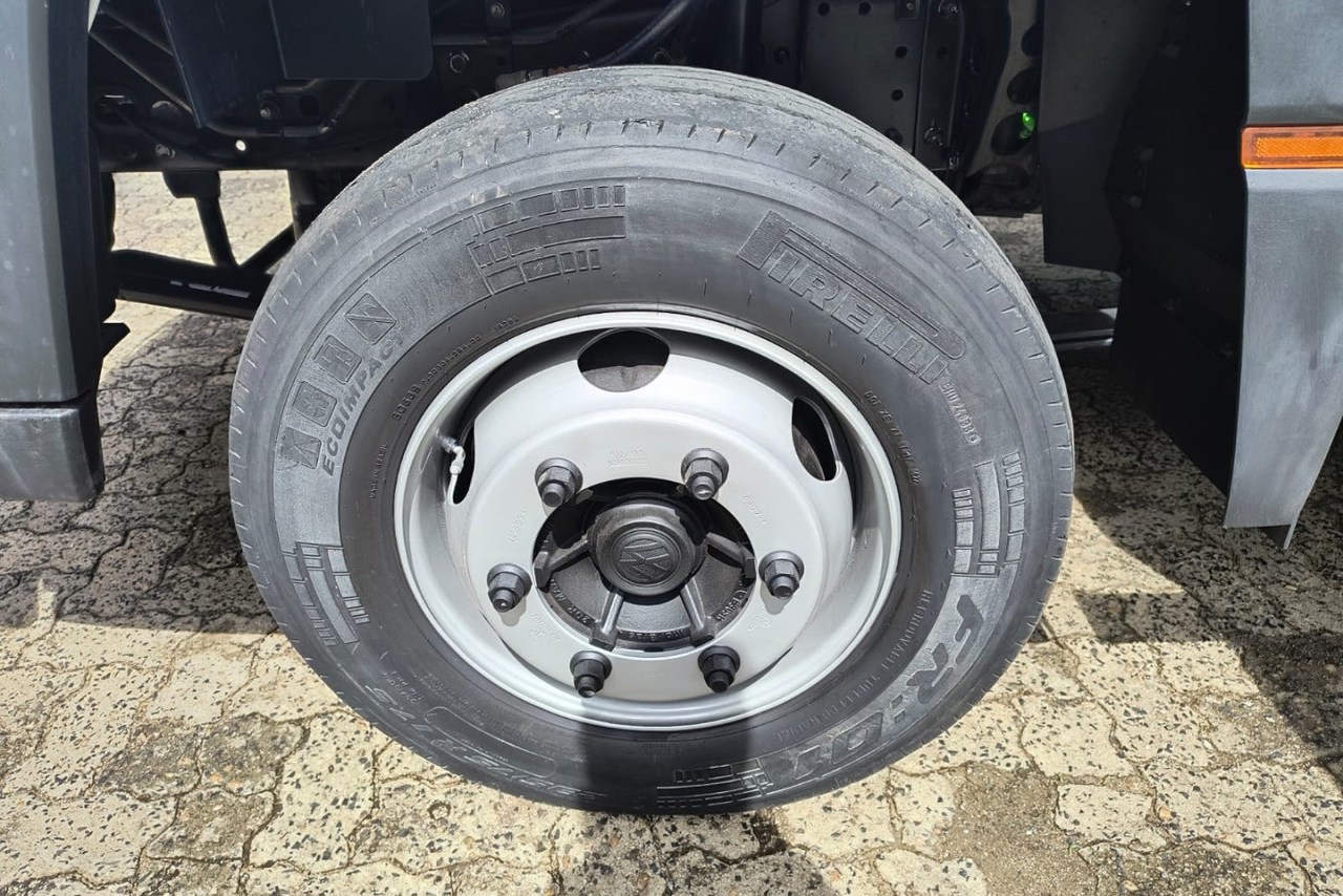 Volkswagen 11-180 Delivery  - 21/22 15