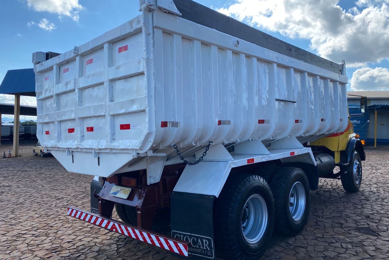 Mercedes Benz MB 1516 - 85/85 4