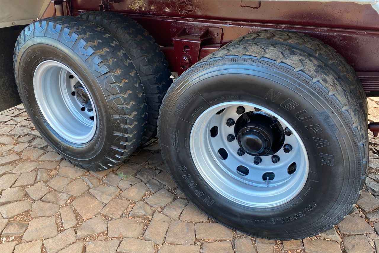 Mercedes Benz MB 1516 - 85/85 10